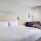 Crowne Plaza Atlanta Perimeter at Ravinia, an IHG Hotel - Standaard King Room Met Mobility Toegankelijke Tub