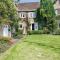 16th Century, Grade II Listed Cotswold’s stone cottage