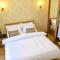 Hotel Late
