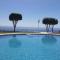 Calahonda nice views with pool!