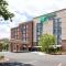 Holiday Inn Express & Suites Bloomington West, an IHG Hotel