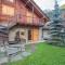JOIVY Big Flat for 6 with Backyard and Parking in Courmayeur