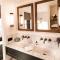 1898 The Post - Duplex Deluxe King Suite