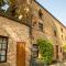 The Carriage House, Studio 3A