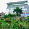 BOUGAIN VILLA Luxury "HOME STAY" In Kandy