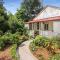 1910 Retro Styled, Pet Friendly, Traditional Queenslander Home