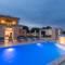 Villa Vistra, Brand New Luxury Villa with Poolbar