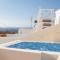 Oia, Finikia Cave House