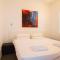 Wallaby Backpackers Hostel Perth - note - Valid passport required to check in