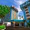 Clarion Inn & Suites Miami International Airport