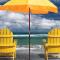 Winter rates SPI family condo - walking distance to the beach, Sleeps 6, Third Floor, 2025 Traveler Award