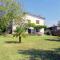 Cosy detached house, 4 km far from Lake Garda, big private garden with terrace
