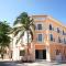 Hotel Los Itzaes by 5th av