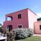 casa rosa nel residence mirice con piscina ,wifi,climatizzatore - vicino al mare