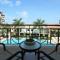 307: 1 bedroom condo with balcony in Palm Beach