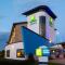 Holiday Inn Express Glasgow Airport by IHG