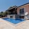 Villa Redpine 5