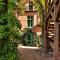 Gasthaus und Pension "Zum Hauenden Schwein"