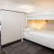 Holiday Inn Resort Panama City Beach, an IHG Hotel - King Bed Gulf Front With Twin/Full Bunk Bed Oceanfront