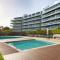 ALTIDO Superb Apt with Terrace, Pool and Spa in Cascais