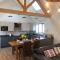 Newly Converted Luxury Barn With Private Hot Tub