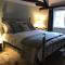 No 91 The Loft Odiham - Self Catering apartment Min 2 Night stay