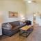 3080 Lincoln St #16
