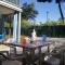 Lara 6 - Grand T2 Terrasse Loggia - WC indép - Parking - Quartier calme entre centre-port et île des Loisirs plage Richelieu