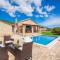 Villa La Isla with Private Pool