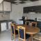 Chambres individuelles avec partie commune ou logement entier si disponible Via Rhôna