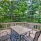 Cozy Wintergreen Resort Condo: Walk to Ski Lifts!
