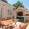 Small private house with a terrace in Trogir