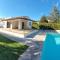 Studio indépendant à la Villa Garlaban 3 étoiles