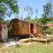 Rosa the Cosy Cabin - Gypsy Wagon - Shepherds Hut, RIVER VIEWS Off-grid eco living