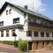 B&B on route L854 - Pension zum Riepen