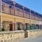 Warders Cottage: Iconic Cottage in the Heart of Freo