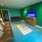 Comfortable, self contained 2 double beds town apartment near Pittodrie Stadium