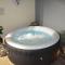 Studio tout confort avec son jacuzzi