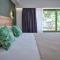 The Tree Suites