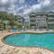 Lovely Myrtle Beach Condo 4 Mi to Boardwalk!