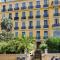 Superb flat with sea view in the former Hyères Grand Hotel - Welkeys