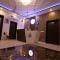 Cuzzy Inn Hotel