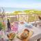 Milkwood Beachfront Accommodation, J'Bay