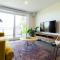 Huge & Swanky Apartment by Atwater Market by Den Stays