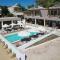ARION SEASIDE SUITES