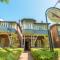 Falcon Lodge
