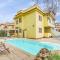 5 Bedroom Amazing Home In Torvaianica