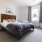 Coastal Home with Parking, Fast WiFi & Near Beach