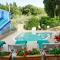 Antica Pietra holiday house with pool