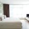 The Beach Bangsaen by Thanthita next to Wonnapa beach FREE DISNEY PLUS